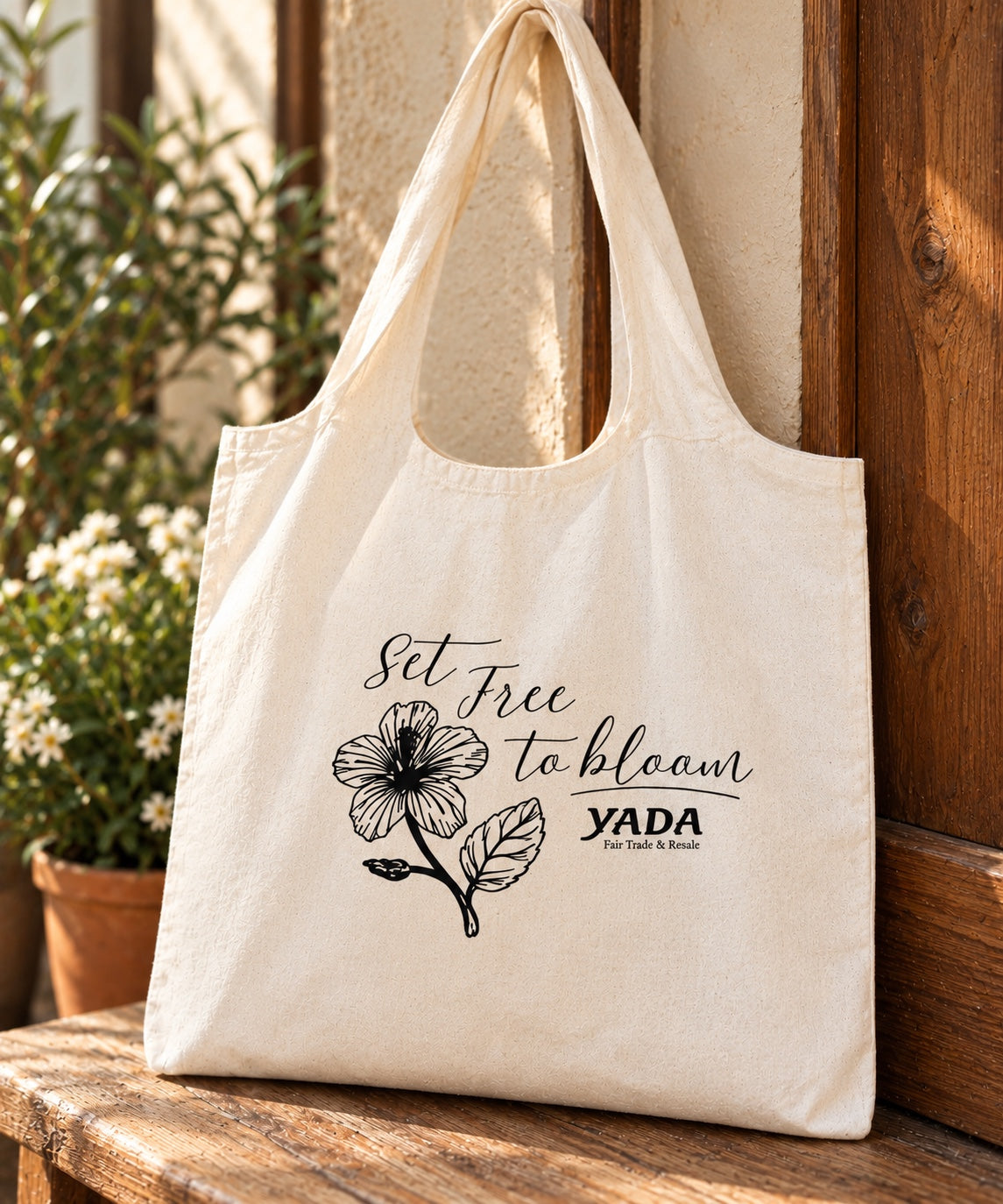 Natural canvas Set Free to Bloom Yada tote bag